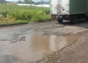 Jalan Rusak dan Gelap, Pengguna Keluhkan Ruas Tegalandong-Kambangan