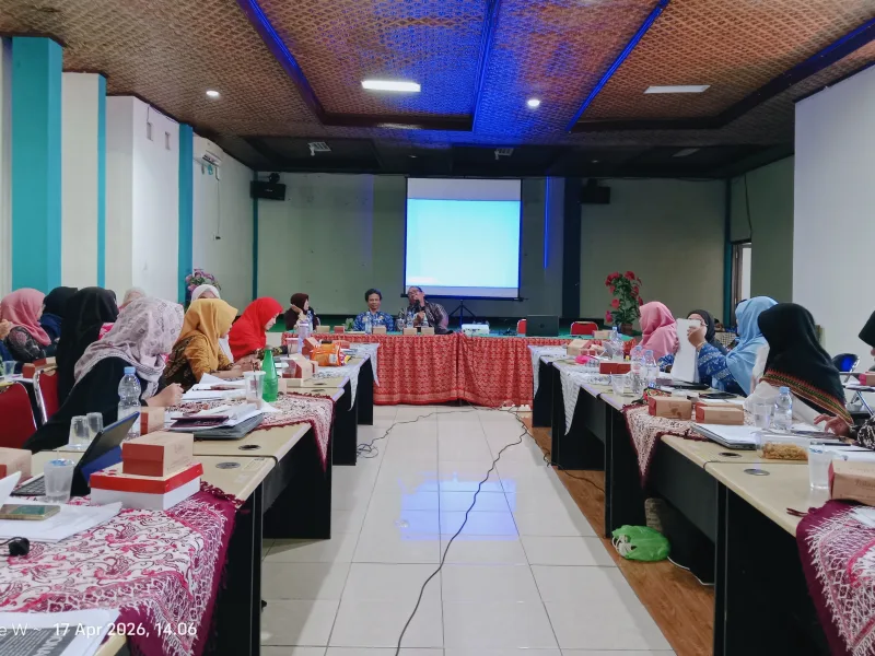 Tingkatkan Literasi, Bimtek Kepenulisan di Kabupaten Tegal Diikuti Beragam Kalangan