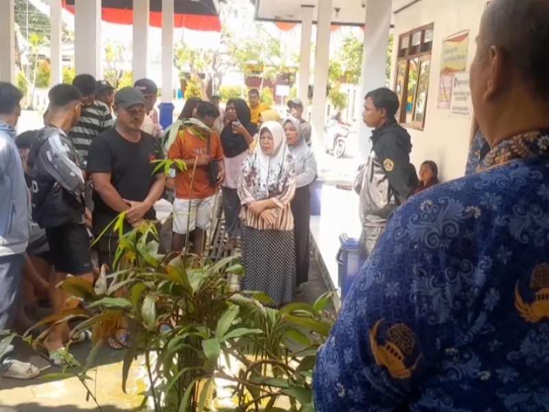 Warga Kaligangsa Tegal Geruduk Kantor Kelurahan, Tolak Keras Peternakan Asu (Anjing) Ilegal