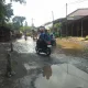 Jalan Rusak Jadi Warisan Keluhan Warga Kabupaten Tegal, Kinerja DPUPR Dipertanyakan