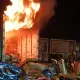Detik-detik Truk J&T Cargo Terbakar di Adiwerna, Paket Senilai Jutaan Rupiah Hangus dalam Perjalanan