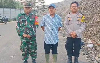 UPTD TPA Burangkeng Imbau Armada Sampah Tidak Parkir di Zona B Akses Warga.