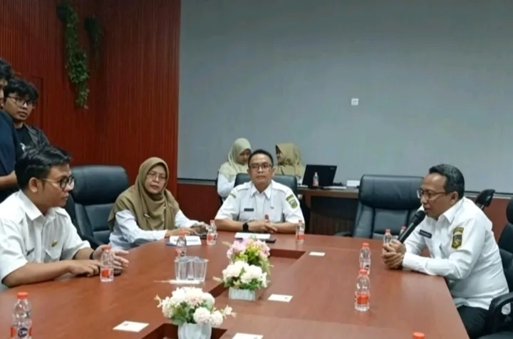 Kepala Dinkominfo Kabupaten Banyumas Budi Nugroho saat Sosialisasi SPMB 2026 di Kantor Dinas Pendidikan Kabupaten Banyumas.
