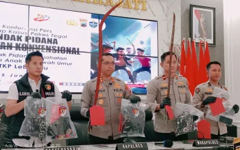Tawuran Berdarah di Lebaksiu, Remaja 15 Tahun Bacok Pelajar dengan Samurai