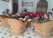 Wali Kota Tegal Lepas 11 Mahasiswa Ubisa untuk Internship ke Taiwan