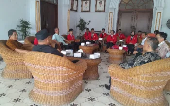 Wali Kota Tegal Lepas 11 Mahasiswa Ubisa untuk Internship ke Taiwan