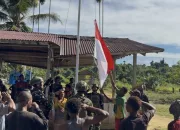 Akhirnya Merah Putih Berkibar di Kampung Oksip Papua, Satgas Yonif 407 Bangkitkan Semangat NKRI