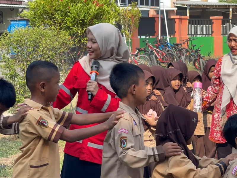 PMI Turun Tangan di MPLS SDN Mejasem Barat 01, Siswa Dilatih Hadapi Bencana Sejak Dini