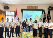 Peringati Hari Anak Nasional, Lapas Slawi Santuni Anak Yatim, Kalapas: Anak Adalah Harapan Masa Depan Bangsa