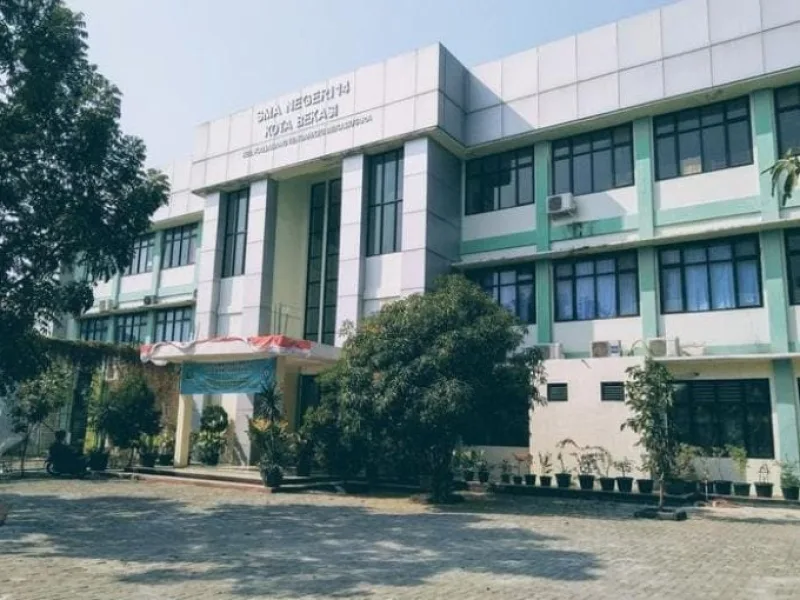 SMAN 14 Kota Bekasi Diduga Lakukan Pungutan Liar, FWJI Desak Disdik Jabar Investigasi