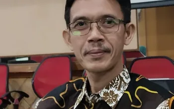 Jejak Dedikasi Ahmad Ropi’i: Mengubah SMPN 1 Talang Lewat Nafas Literasi Unggulan