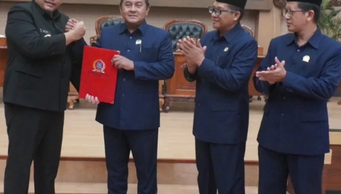 Editorial: Pengesahan APBD Perubahan: Kemenangan Syahwat Belanja Birokrasi