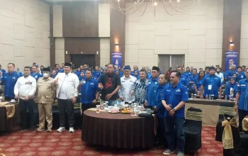 Pendidikan Politik Demokrat Bekasi, Tri Adhianto Tekankan Literasi Demokrasi
