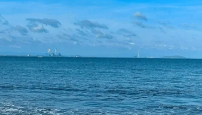 Gelombang 4 Meter Mengintai, BMKG Keluarkan Peringatan untuk Perairan Selatan Jawa