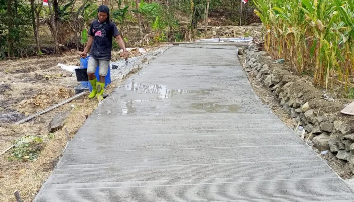 Bakti TNI AD untuk Rakyat: Jalan Gumelar Lor Rampung 100 Persen, Sawangan Capai 64 Persen